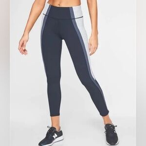 Athleta colorblock Contender 7/8 tight Size XS